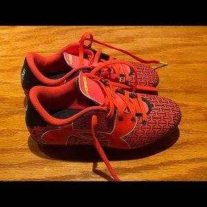 Under Armour - toddler 11k softball soccer Cleats